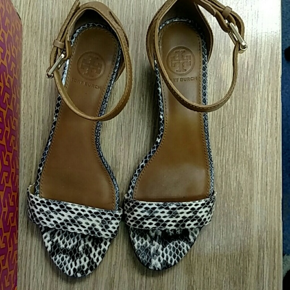 Tory Burch Savannah snakeskin wage sandal - Picture 1 of 8